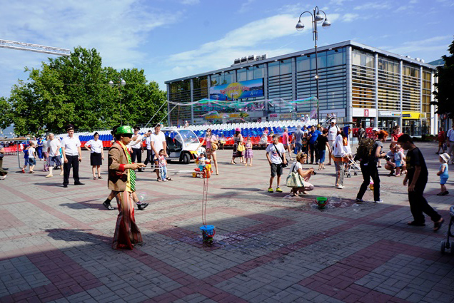 Фестивали начала лета в Геленджике