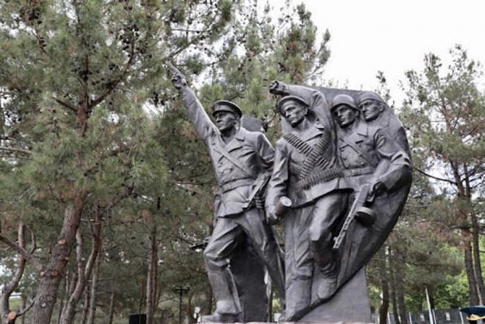 В Геленджике открыли памятник куниковцам 