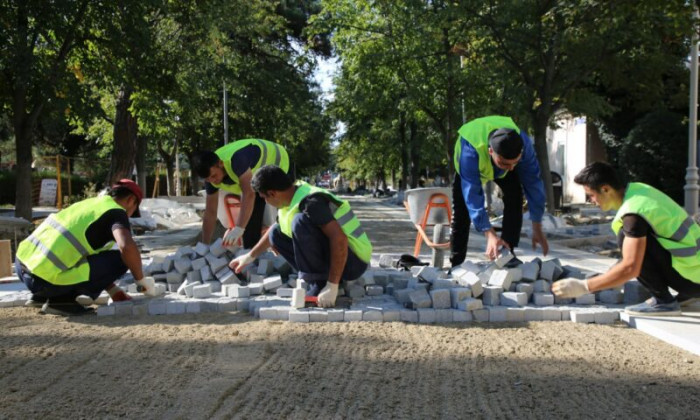 Сдача пешеходной зоны на Ленина в Геленджике задерживается