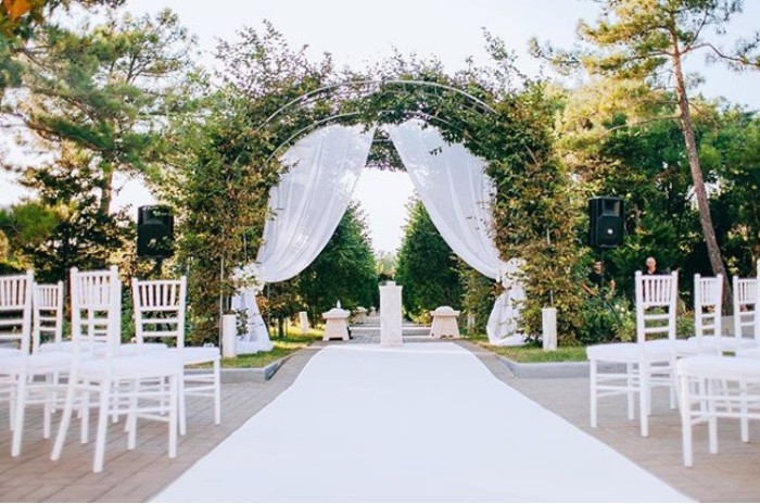 Апрельский свадебный бум